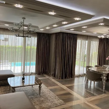 Magic Bay Villa *