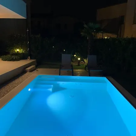 Magic Bay Villa *