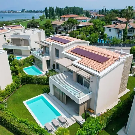 Magic Bay Villa